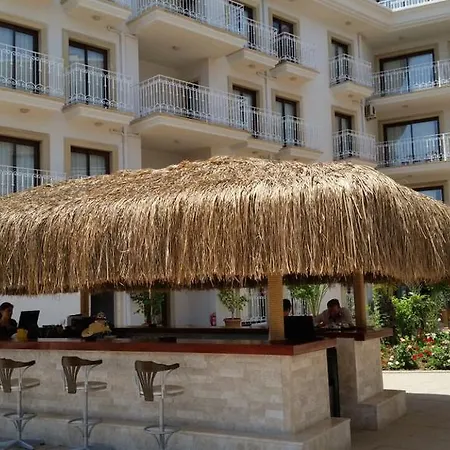 ホテル Pasa Garden マルマリス