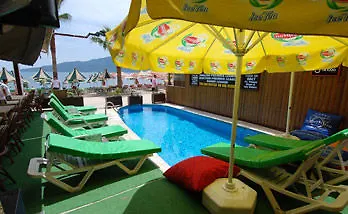 מלון Pasa Garden 3*