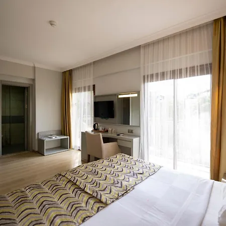 Pasa Garden 3*