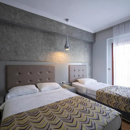 Pasa Garden 3*