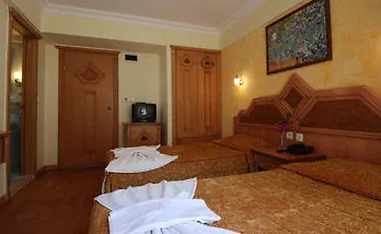 Pasa Garden 3*