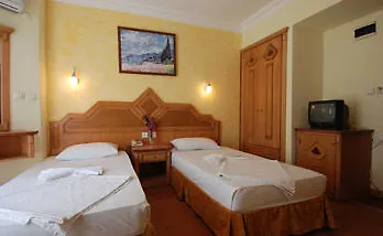 Pasa Garden 3* מרמריס